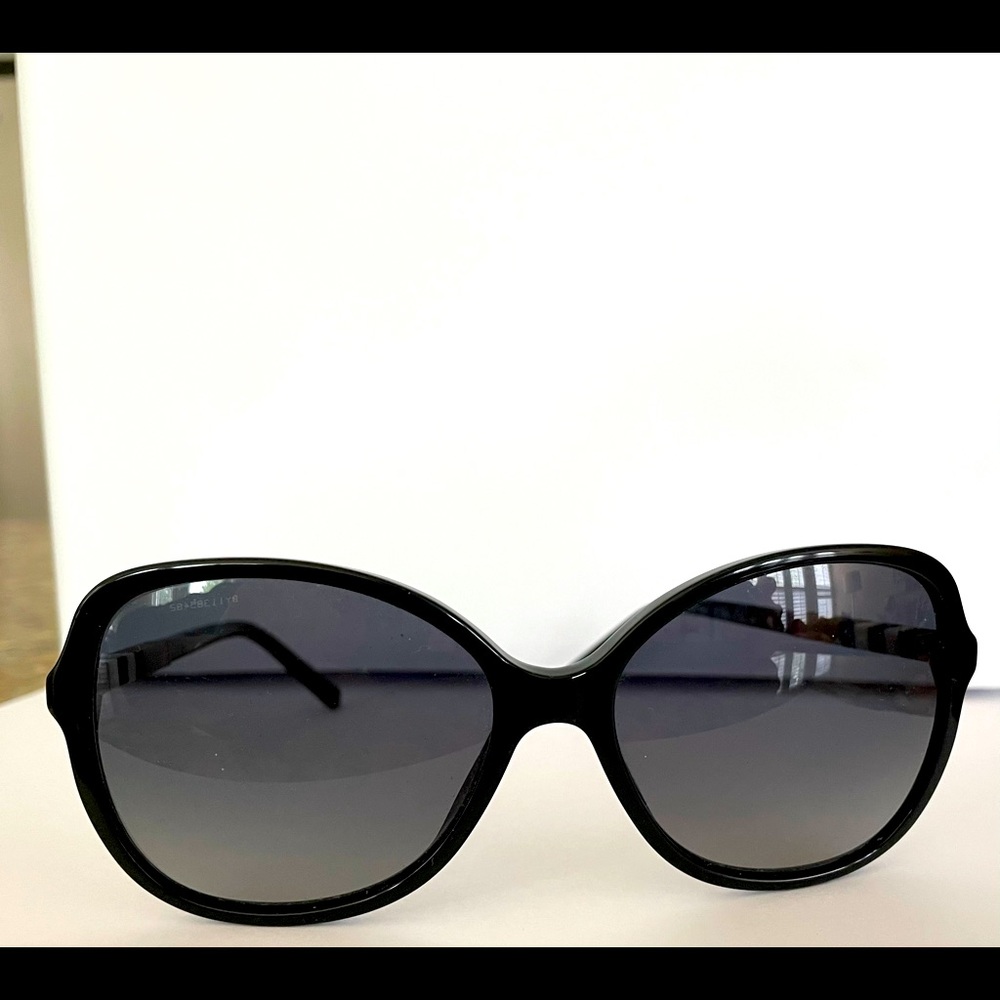 Women’s black Burberry Sunglasses with Case